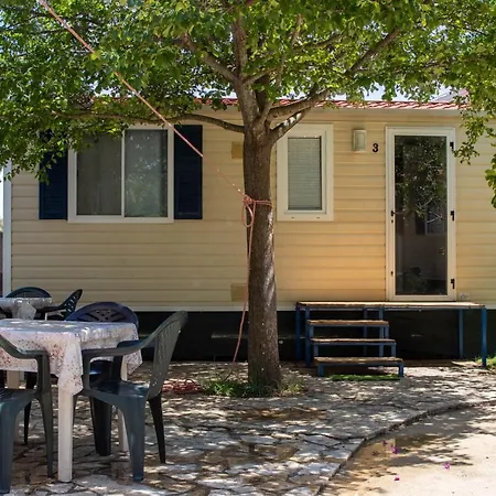 Parque de Campismo Mobile Homes Bonaca