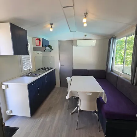 Mobile Homes Bonaca Kamp alanı