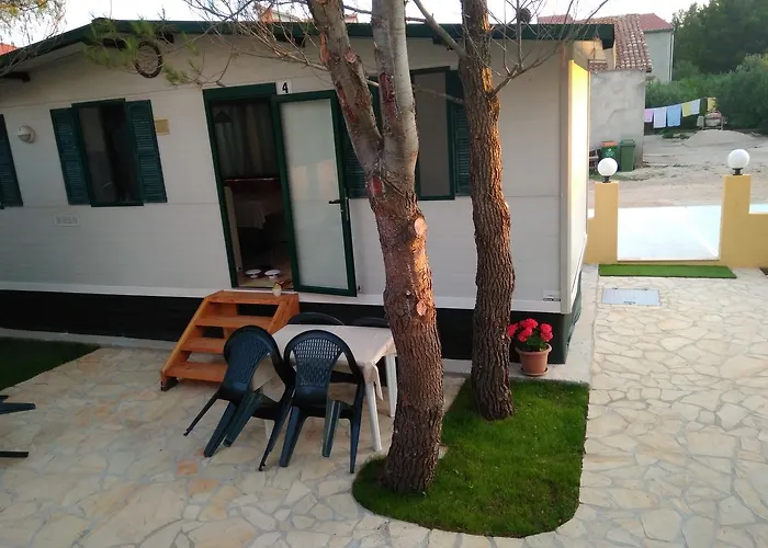 Campingplatz Mobile Homes Bonaca 3*